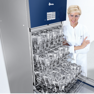 Giá máy rửa dụng cụ