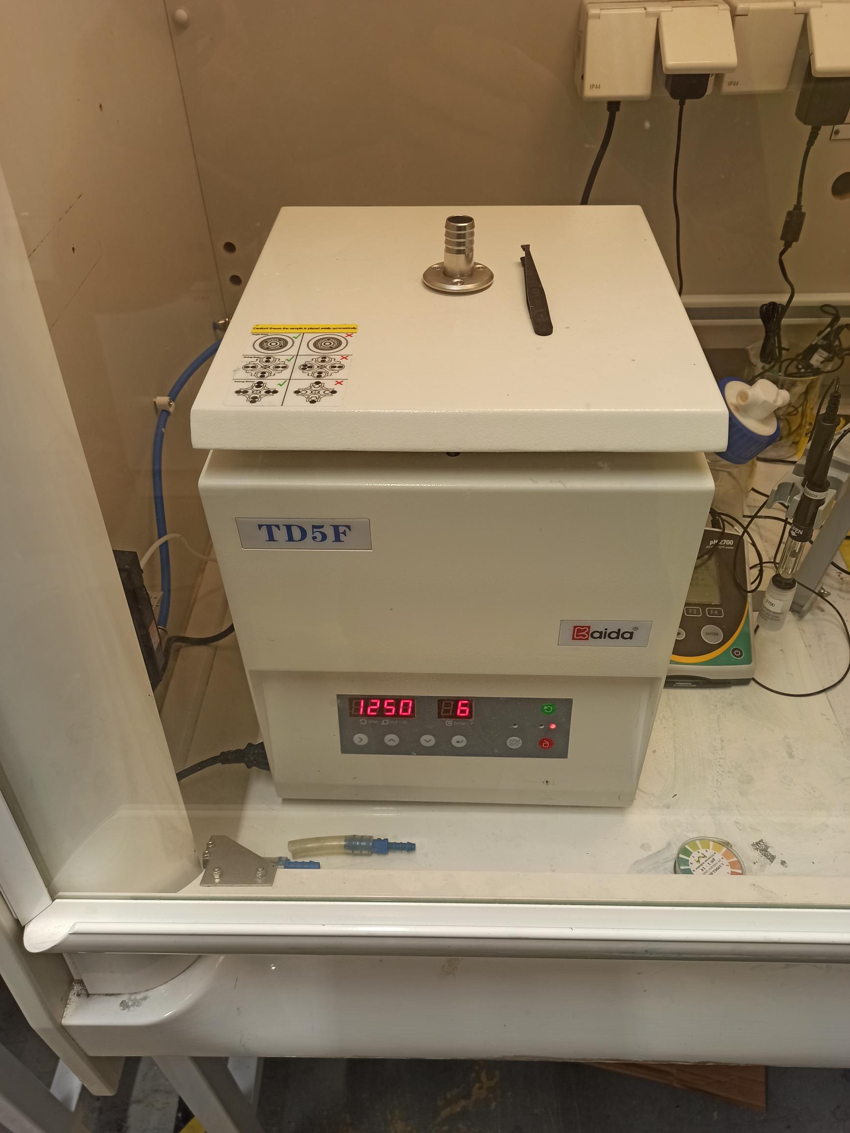 Máy ly tâm tách nước dịch chiết Kaida TD5F