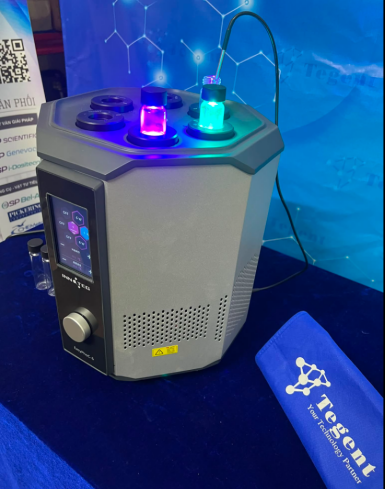 Hệ phản ứng quang Xúc Tác Photocatalytic Reactor phòng thí nghiệm 1
