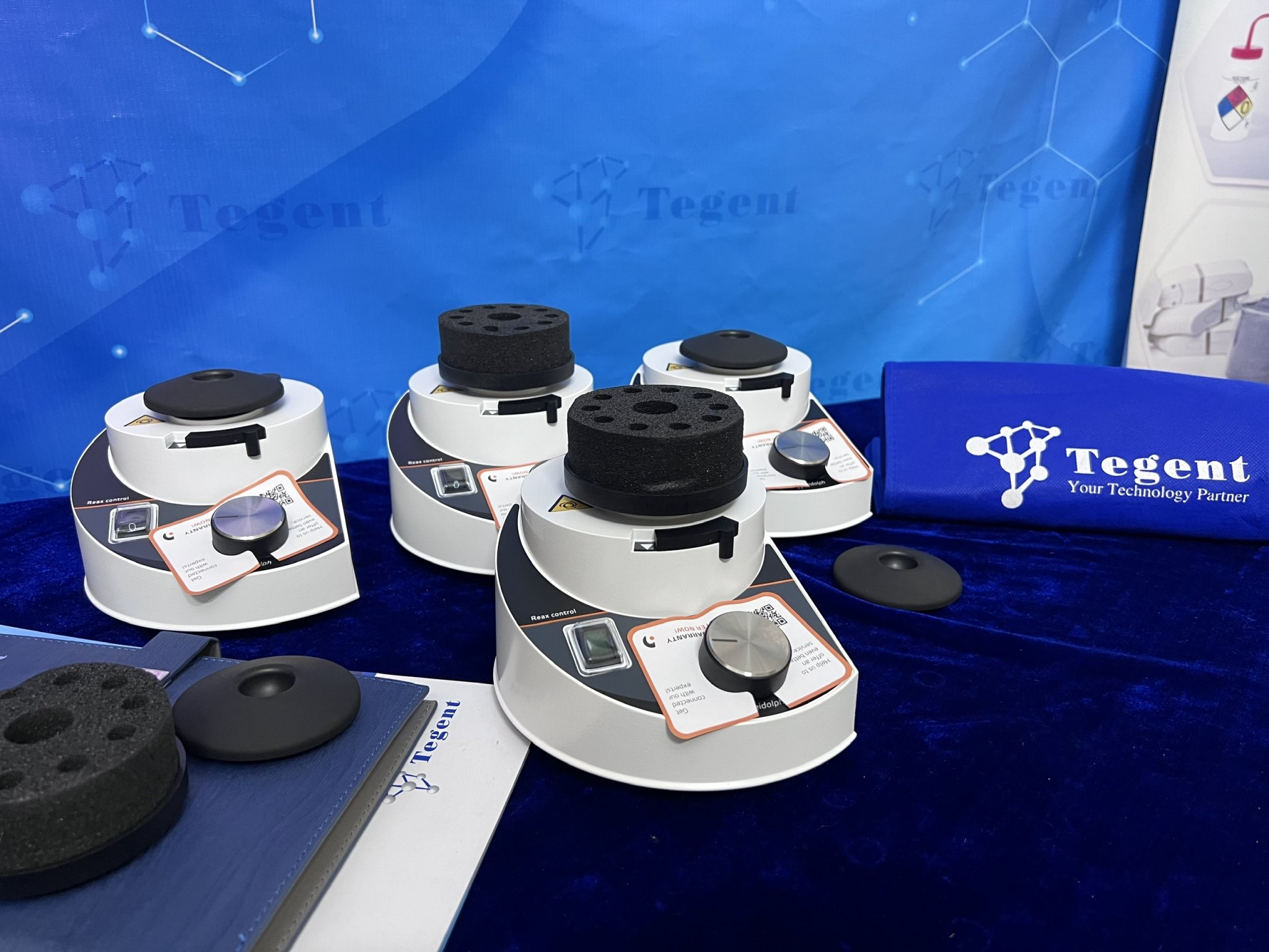 Máy Lắc Trộn Xoáy Vortex Mixer Shaker HEIDOLPH REAX